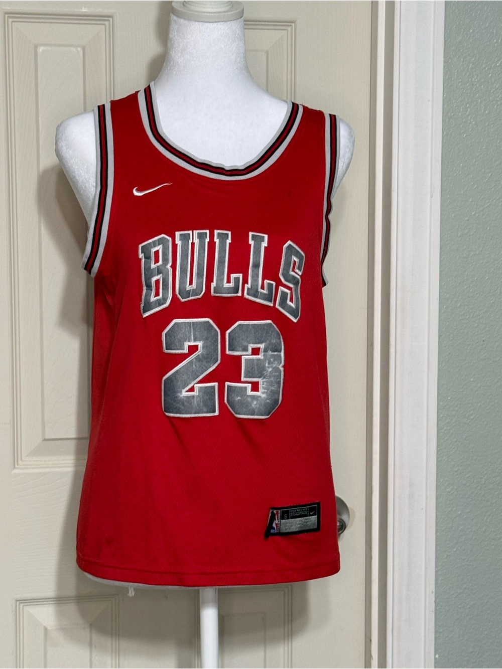 Vintage Nike Small Michael Jordan Bulls 23 Red Jersey